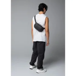 Sympl รุ่น Commuter Sling 2.5L (Carbonated) - กระเป๋าคาดอก - สี Black 23 Sympl รุ่น Commuter Sling 2.5L (Carbonated) - กระเป๋าคาดอก - สี Black