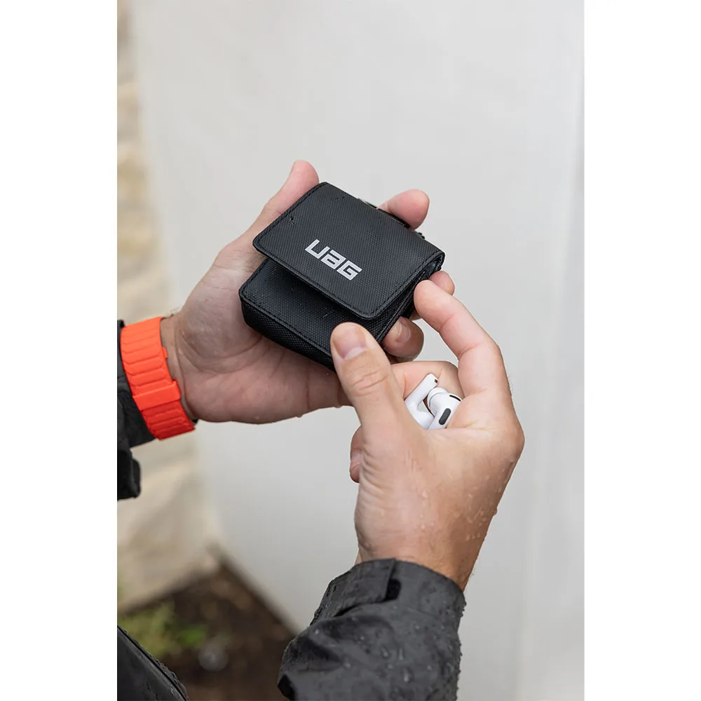 UAG รุ่น DRYOUT® Rescue AirPods Pouch - กระเป๋าดูดความชื้นใส่หูฟัง / AirPods - สี Black 10 UAG รุ่น DRYOUT® Rescue AirPods Pouch - กระเป๋าดูดความชื้นใส่หูฟัง / AirPods - สี Black - Image 10