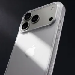 Caudabe รุ่น Veil - เคส iPhone 18 Pro Max / 17 Pro Max - สี Frost