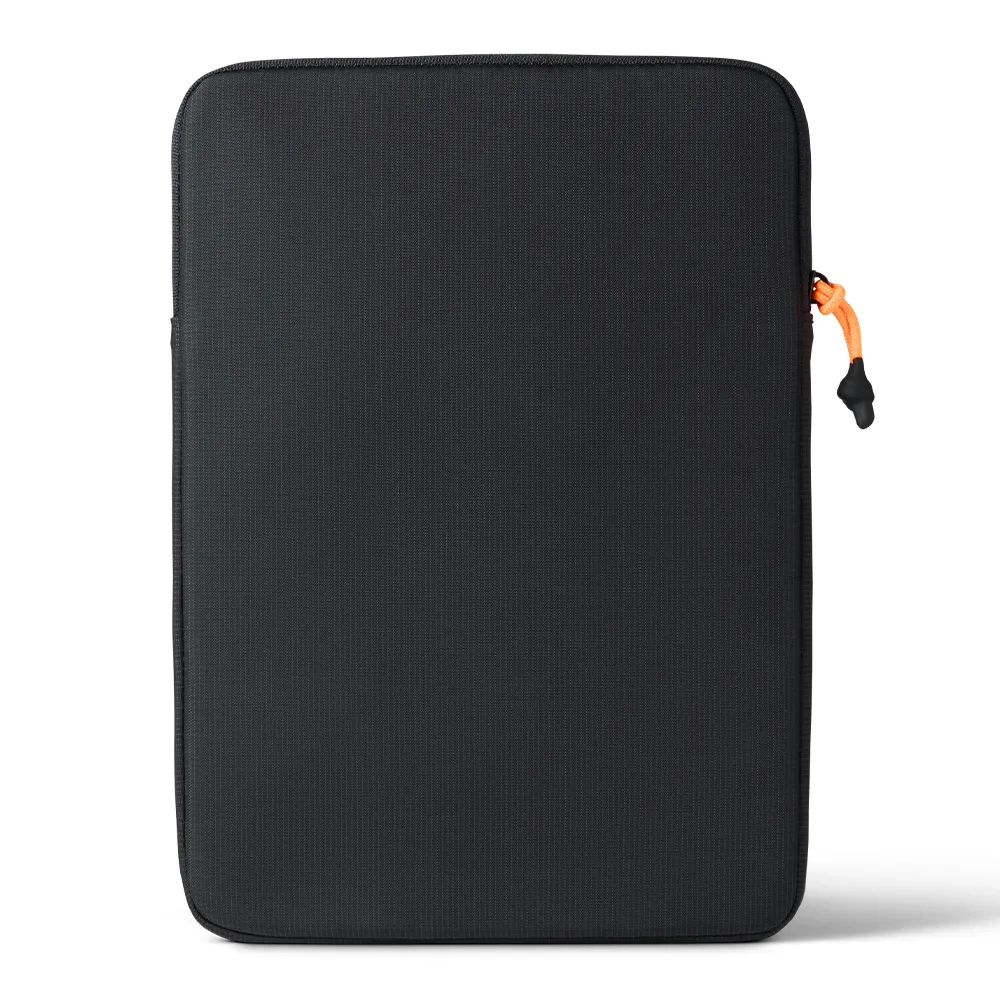 UAG รุ่น Scout Sleeve - ซองใส่ MacBook Neo 13" - สี Black/Grey 3 UAG รุ่น Scout Sleeve - ซองใส่ MacBook Neo 13" - สี Black/Grey - Image 3
