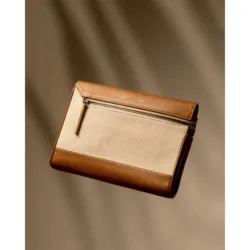 GRAMS(28) รุ่น 127 Folio Clutch Canvas (La Siesta Collection) - กระเป๋าคลัทช์ - สี Lion