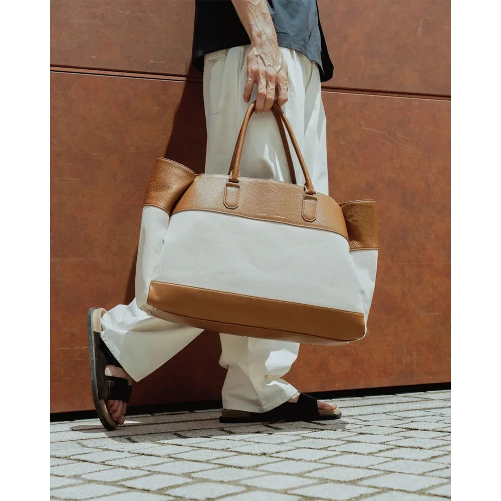GRAMS(28) รุ่น 184 Weekend Tote Canvas (La Siesta Collection) - กระเป๋าโท้ท - สี Lion 8 GRAMS(28) รุ่น 184 Weekend Tote Canvas (La Siesta Collection) - กระเป๋าโท้ท - สี Lion - Image 8