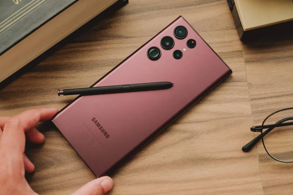 เลือกเคสมือถือ Samsung อย่างไรให้ใช้งานได้ยาวนาน 3 เคสมือถือ Samsung